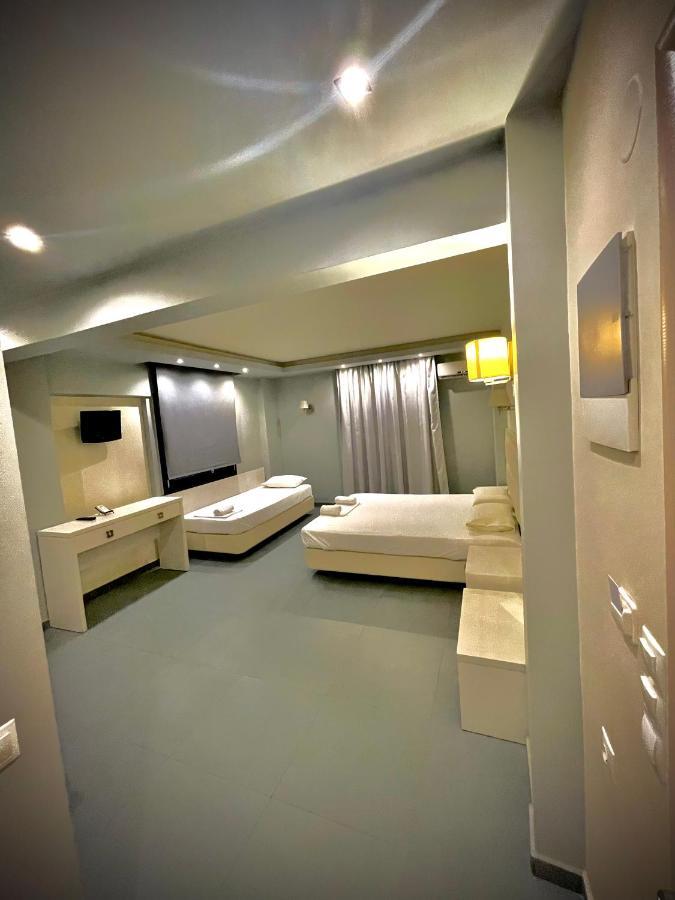 Blue Sea Boutique Apartments Олімпіакі-Акті Екстер'єр фото